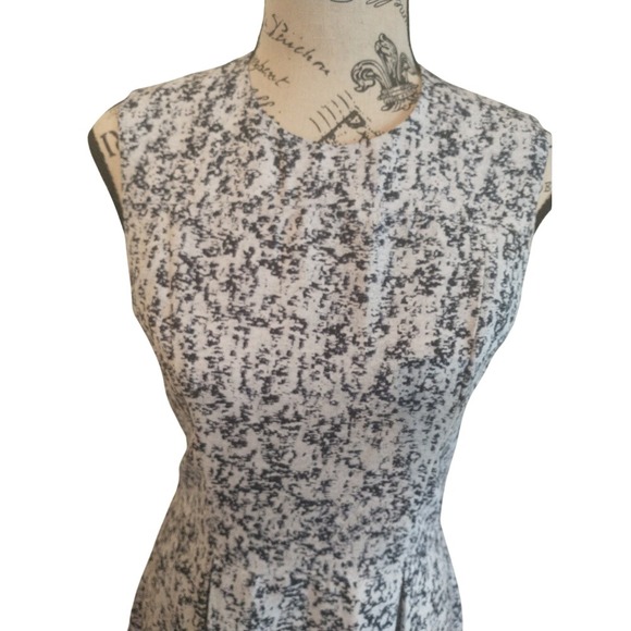 H&M -Black And WhiteSleeveless Dress Size 6 - Picture 3 of 8